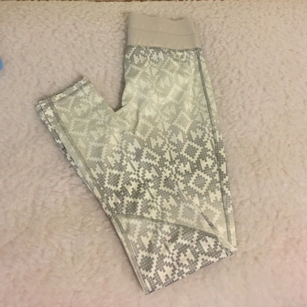 Nike Pro tribal tights